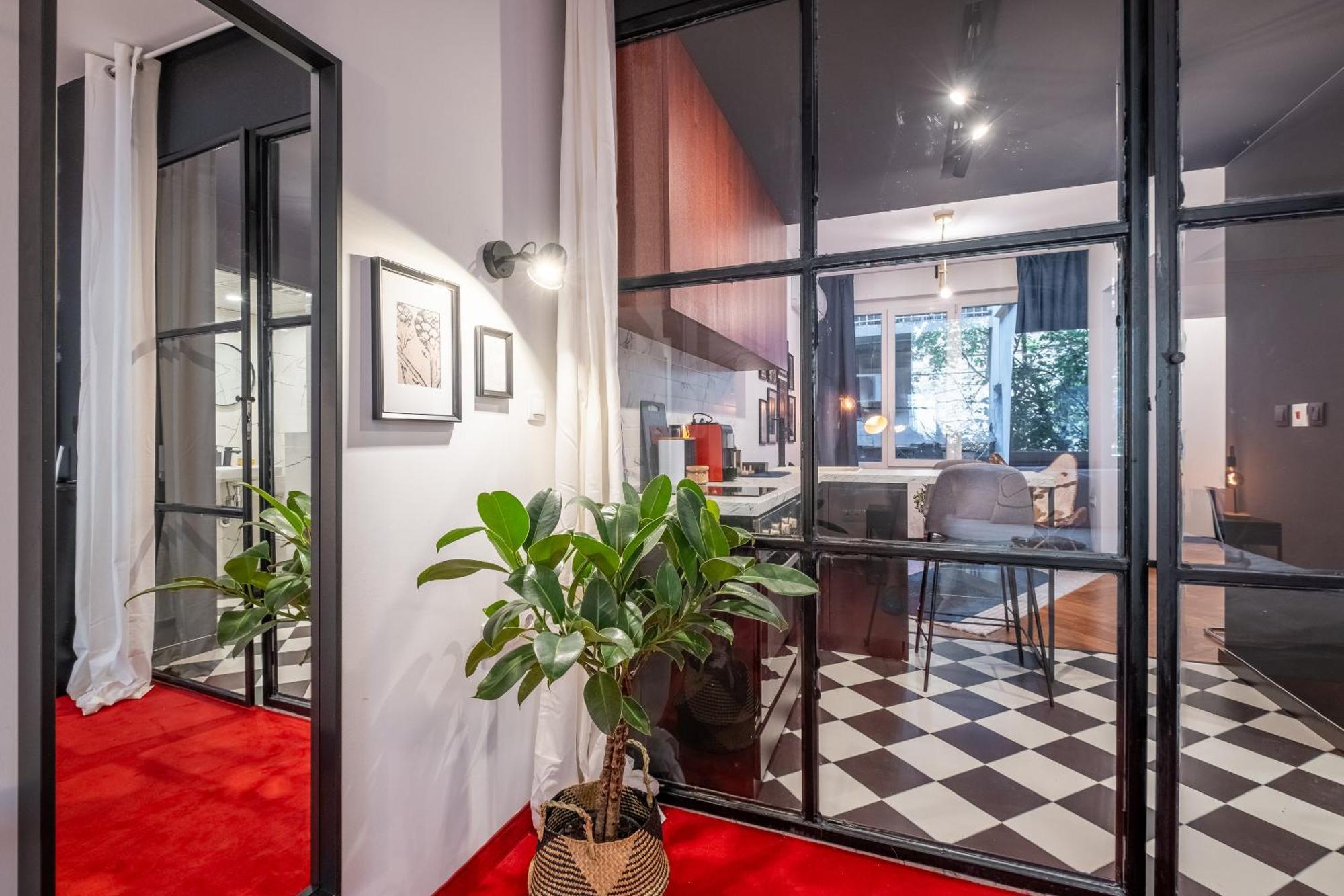 Central Art-Inspired Flat With Private Garage Sofia Extérieur photo